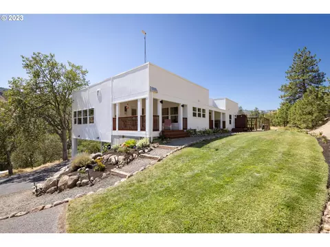 6875 Mill Creek Rd, The Dalles, OR 97058