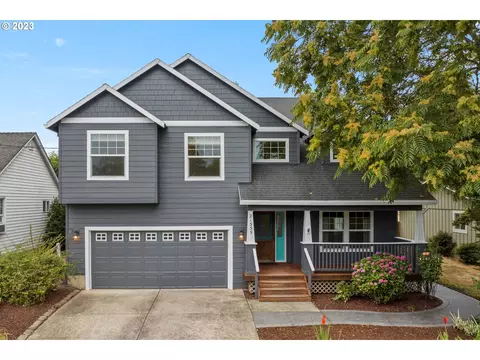 21339 Liberty St, Aurora, OR 97002