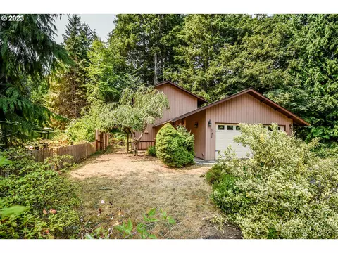 47078 Sherwood Ln, Westport, OR 97016