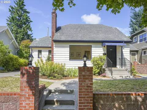 6381 N Commercial Ave, Portland, OR 97217
