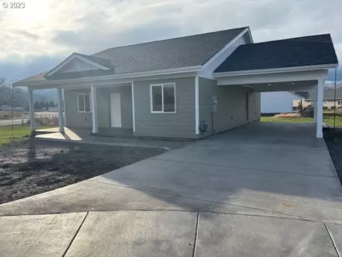 191 Seclusion Dr, Union, OR 97883