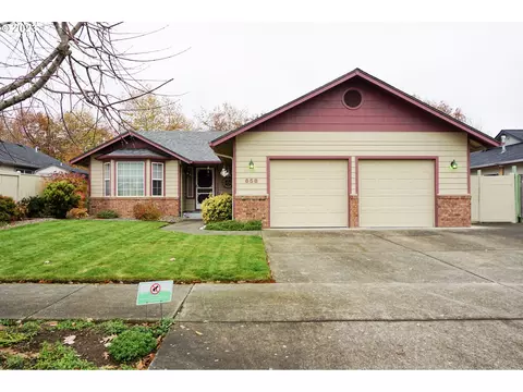 658 Woodland Acres Ln, Eugene, OR 97402