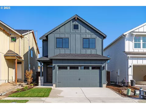 812 NW 178th St, Ridgefield, WA 98642