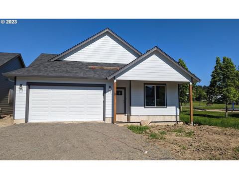 770 Locust St, Dundee, OR 97115