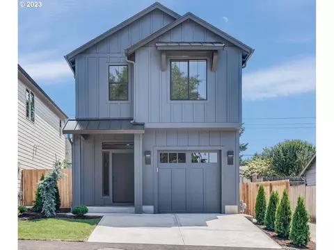 9901 NE 44th Ct, Vancouver, WA 98686