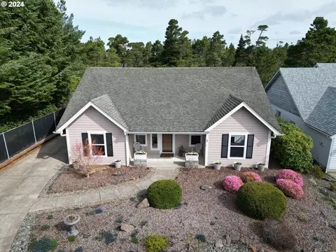 1 Mariners Ln, Florence, OR 97439