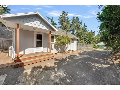 6700 SE Hale St, Milwaukie, OR 97222