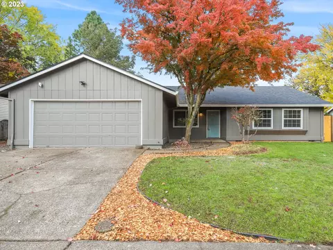 1754 SE Tanager Cir, Hillsboro, OR 97123