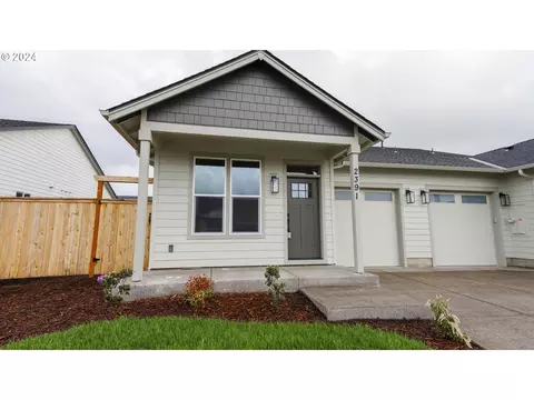 2391 W 9th Ave, Junction City, OR 97448