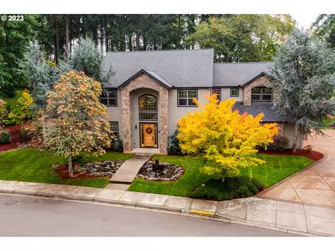 3184 Summit Sky Blvd, Eugene, OR 97405
