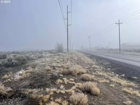 christmas valley hwy, Christmas Valley, OR 97641