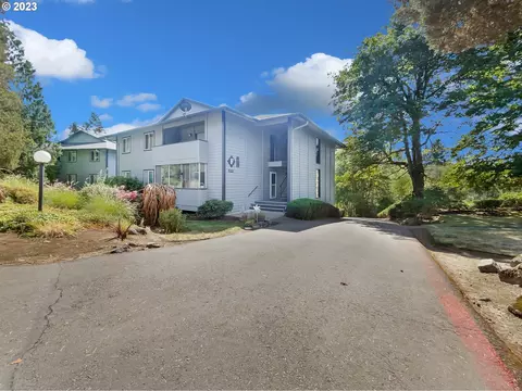 16748 SW Gleneagle Dr #39, Sherwood, OR 97140