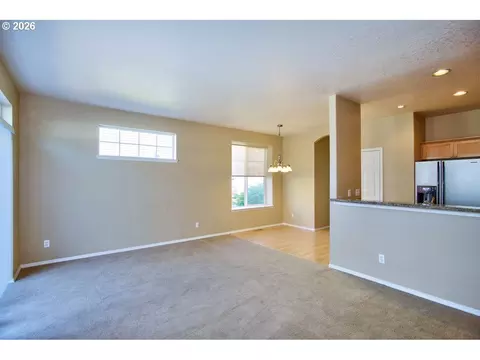 Living - 1663 SW 172nd Ter, Beaverton, OR 97003 photo 5 of 6