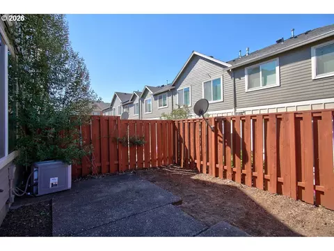 Exterior - 1663 SW 172nd Ter, Beaverton, OR 97003 photo 3 of 9