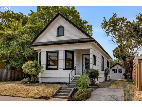 3722 SE Stephens St, Portland, OR 97214