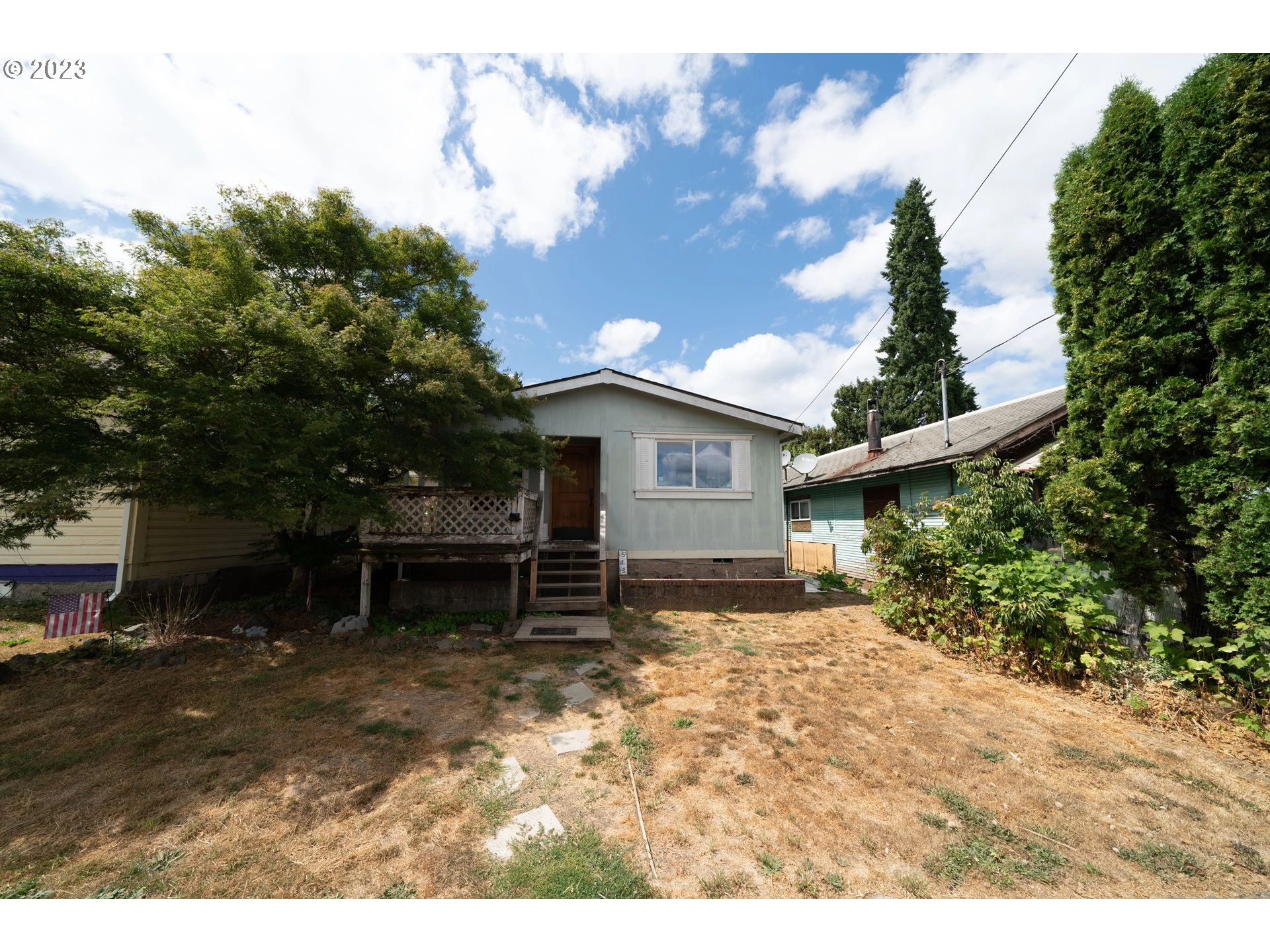 513 Rose Ave