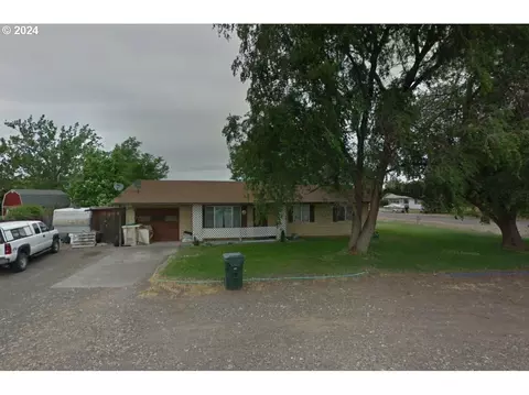 304 Lewis St, Umatilla, OR 97882