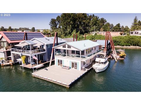2630 N Hayden Island Dr #1, Portland, OR 97217