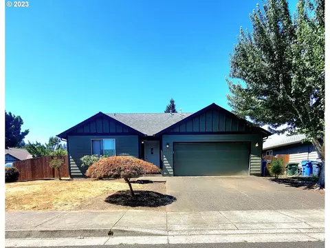 1715 Salmon River St, Salem, OR 97304