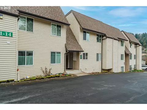 200 SW Florence Ave #A8, Gresham, OR 97080
