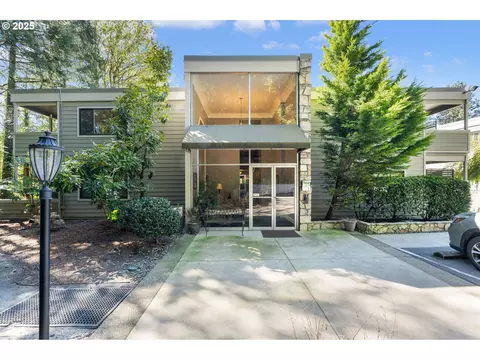 1500 SW Skyline Blvd #1, Portland, OR 97221
