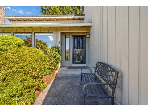 Exterior - 3010 NE Linden Ave, Gresham, OR 97030 photo 2 of 9