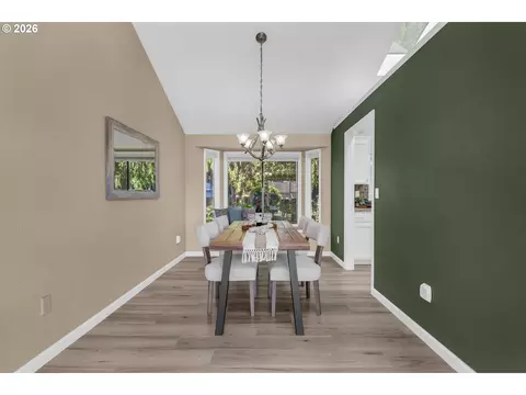 Dining - 3010 NE Linden Ave, Gresham, OR 97030 photo 1 of 3