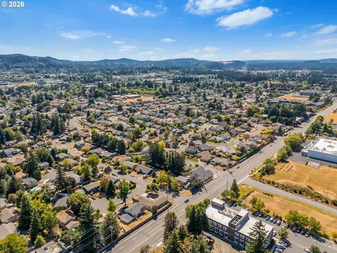 View/Area - 3010 NE Linden Ave, Gresham, OR 97030 photo 2 of 2
