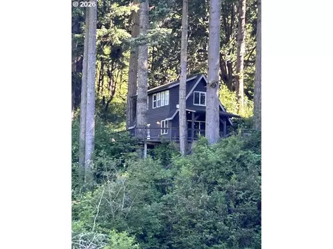 3747 S Ten Mile Lk, Lakeside, OR 97449