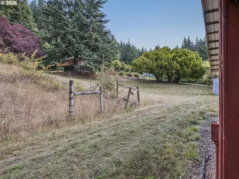 Exterior - 19955 SE Tillstrom Rd, Damascus, OR 97089 photo 9 of 11