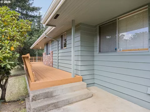 Exterior - 19955 SE Tillstrom Rd, Damascus, OR 97089 photo 3 of 11