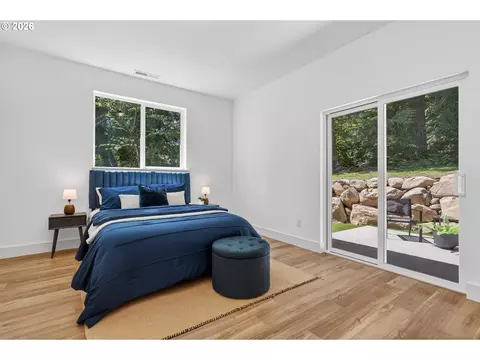 Bedroom - 112 Carson Creek Rd, Carson, WA 98610 photo 1 of 10