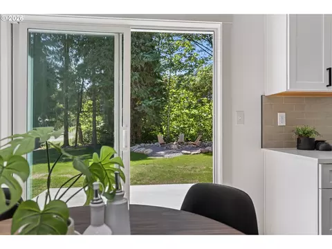Dining - 112 Carson Creek Rd, Carson, WA 98610 photo 1 of 1