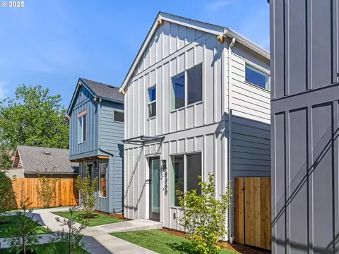 4360 NE Going St, Portland, OR 97218