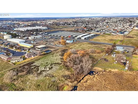 Elm, Hermiston, OR 97838 photo 6