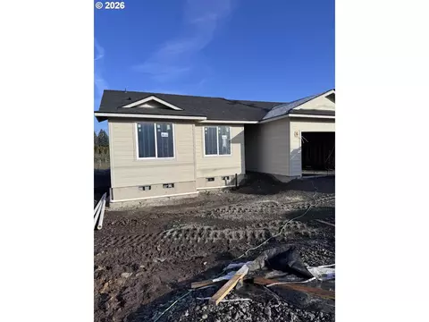 3710 Long St, Sweet Home, OR 97386