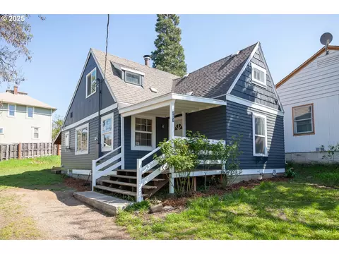 207 Main St, Mosier, OR 97040