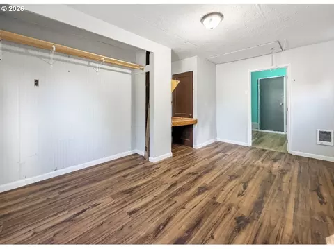Bedroom - 445 Riverside Dr, Burns, OR 97720 photo 1 of 5
