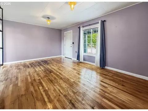 Living - 445 Riverside Dr, Burns, OR 97720 photo 1 of 3