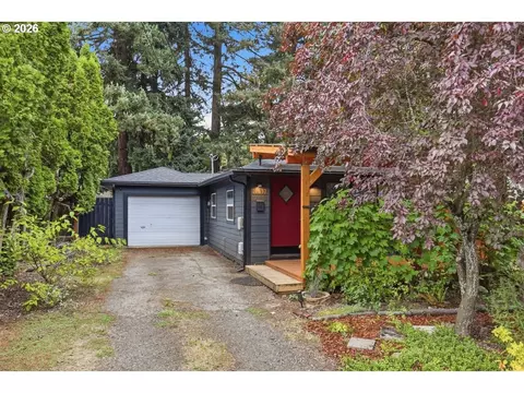 Exterior - 21637 SE Ash St, Gresham, OR 97030 photo 12 of 12