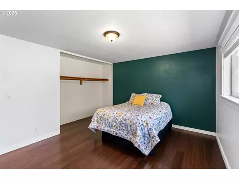 Bedroom - 4349 SW Quinney Ave, Pendleton, OR 97801 photo 1 of 3