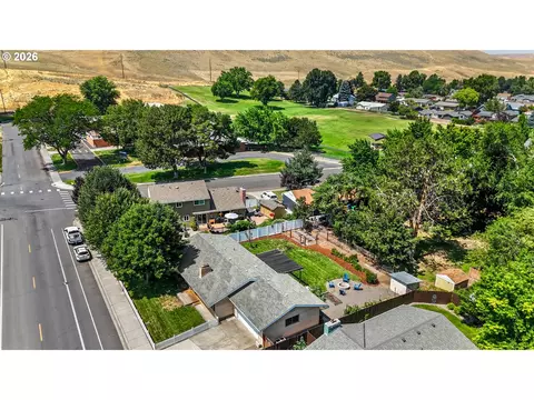 View/Area - 4349 SW Quinney Ave, Pendleton, OR 97801 photo 2 of 3