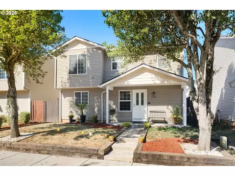 1106 W 30th St, Vancouver, WA 98660