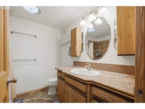 3820 SEl Camino Dr, Gresham, OR 97080 photo 15
