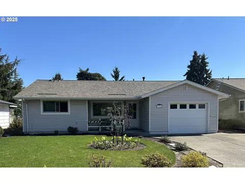 706 Oregon Way, Woodburn, OR 97071