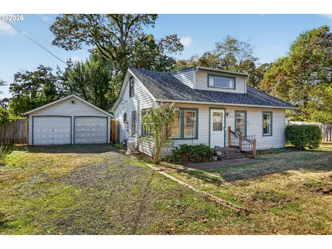 17619 SE Rose St, Milwaukie, OR 97267