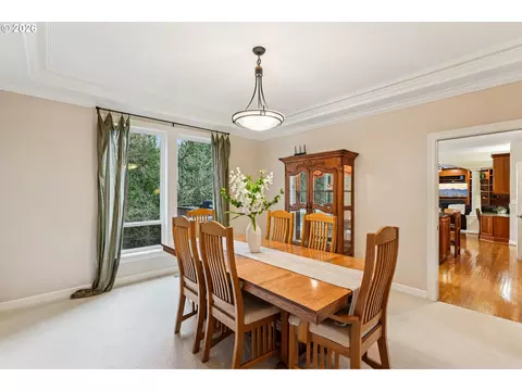 Dining - 1488 SW 17th Ct, Gresham, OR 97080 photo 1 of 2