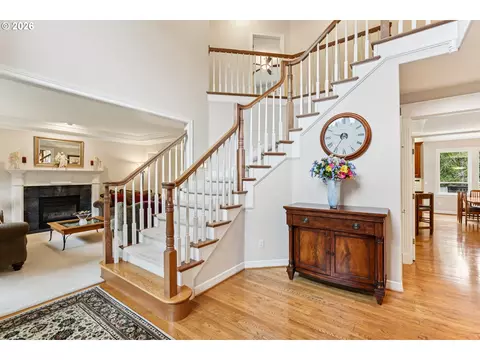 Entry Way - 1488 SW 17th Ct, Gresham, OR 97080 photo 1 of 1