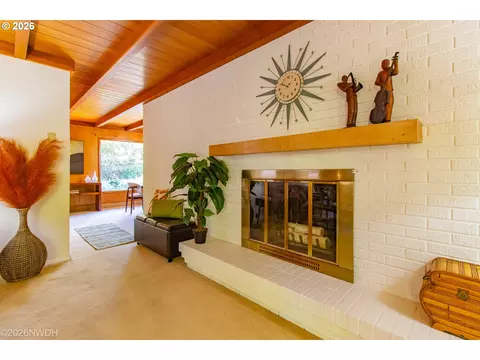 Living - 1035 Willa St, Eugene, OR 97404 photo 3 of 3