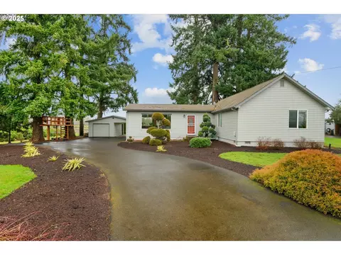 24090 S Barlow Rd, Canby, OR 97013